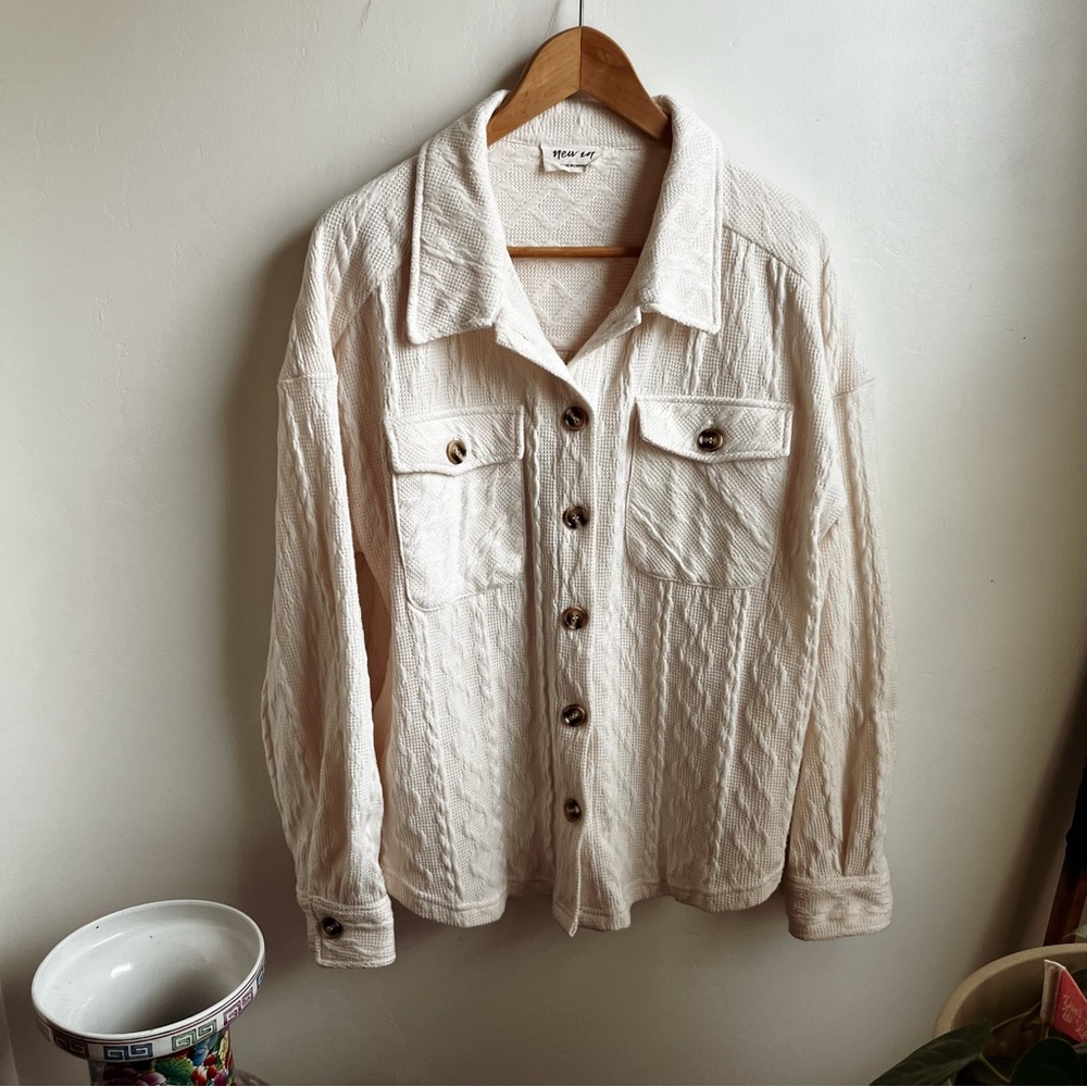 Cream Colored Shacket Sz L